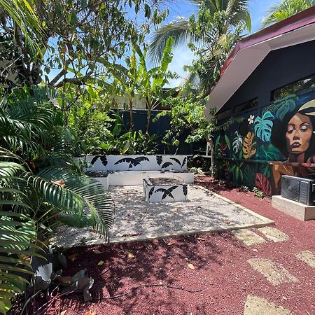 Mecca Puerto Viejo de Talamanca Exterior foto