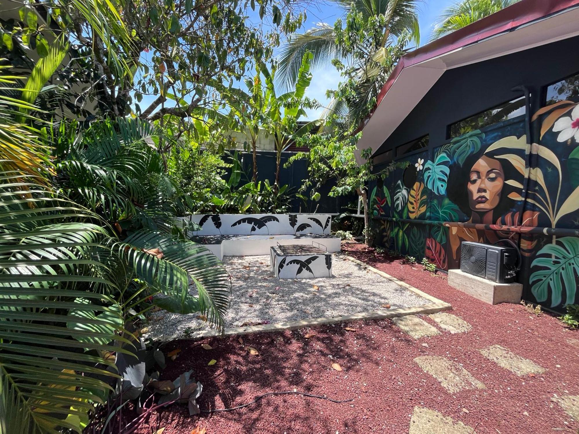 Mecca Puerto Viejo de Talamanca Exterior foto